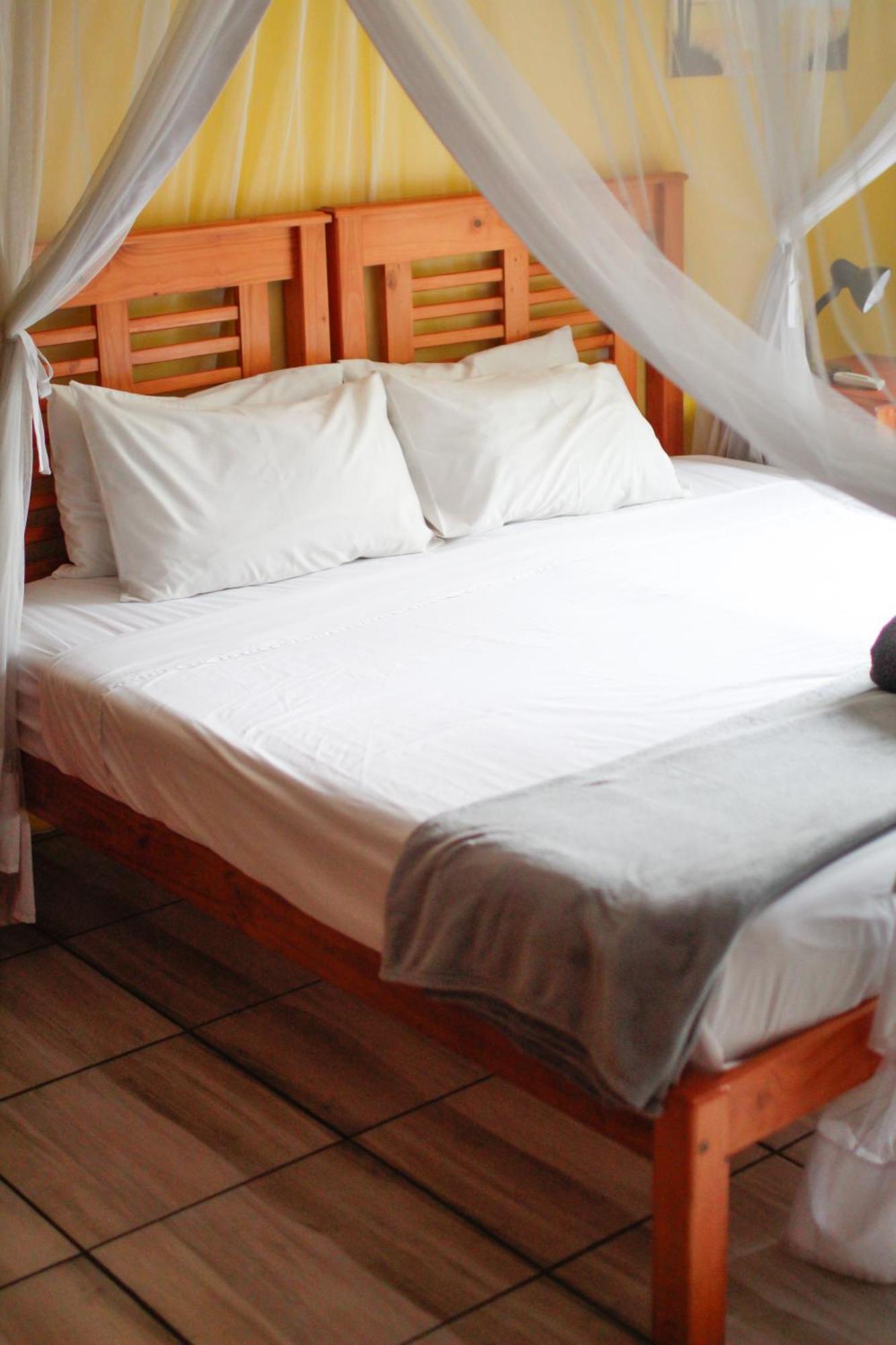 Kruger Park Hostel Marloth Park Ngoại thất bức ảnh