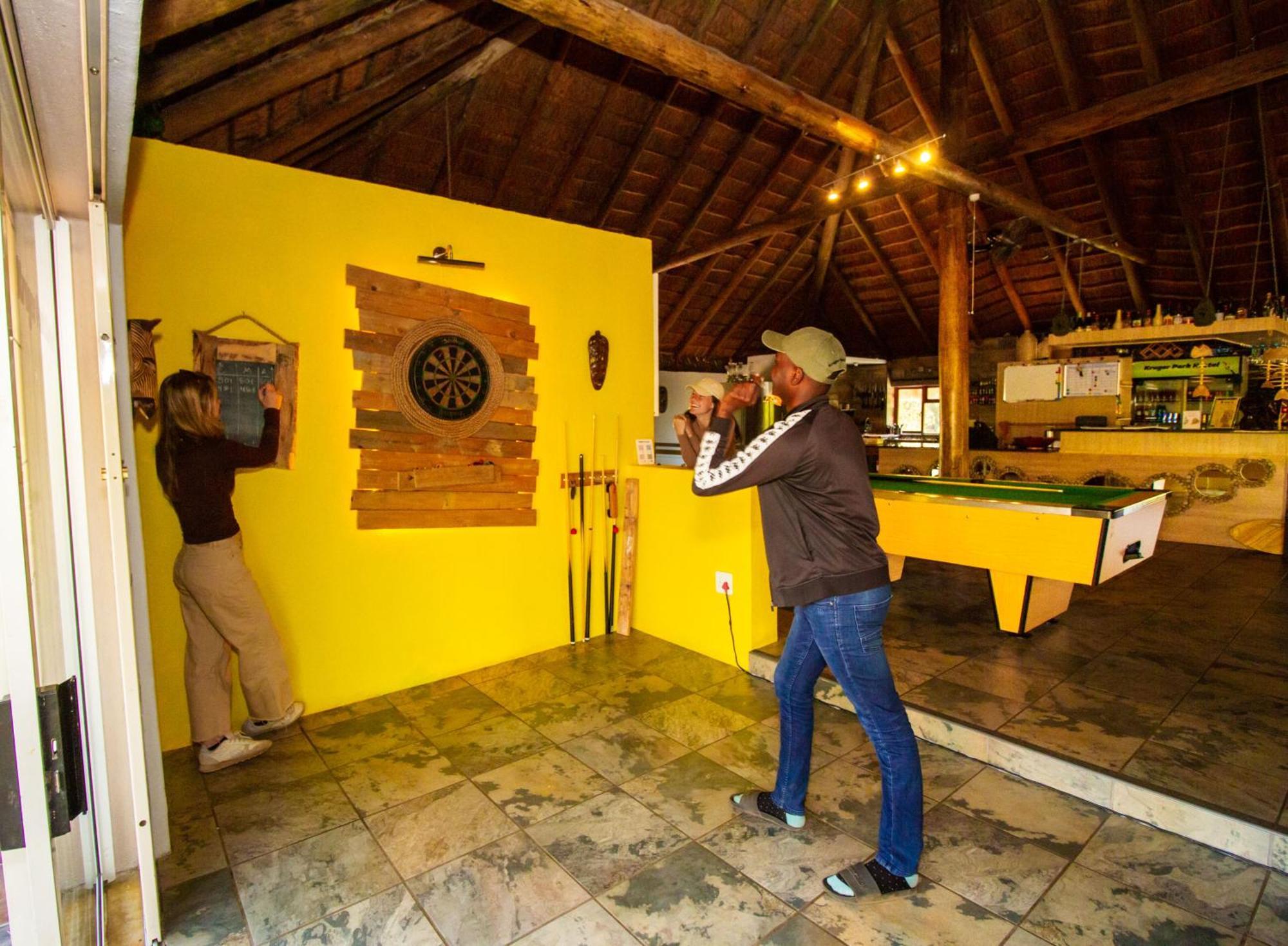 Kruger Park Hostel Marloth Park Ngoại thất bức ảnh