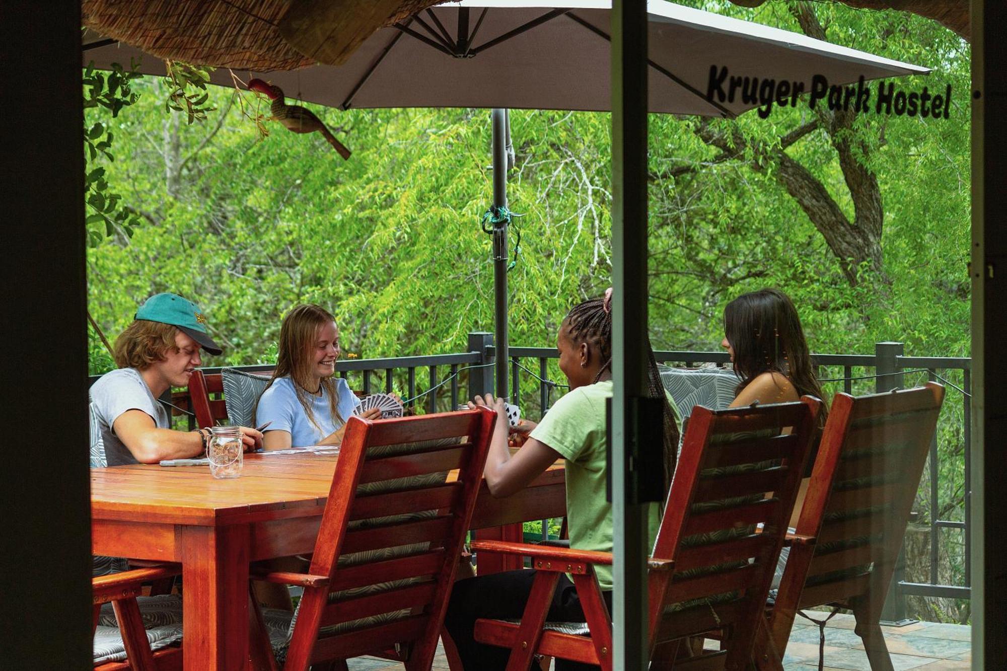 Kruger Park Hostel Marloth Park Ngoại thất bức ảnh