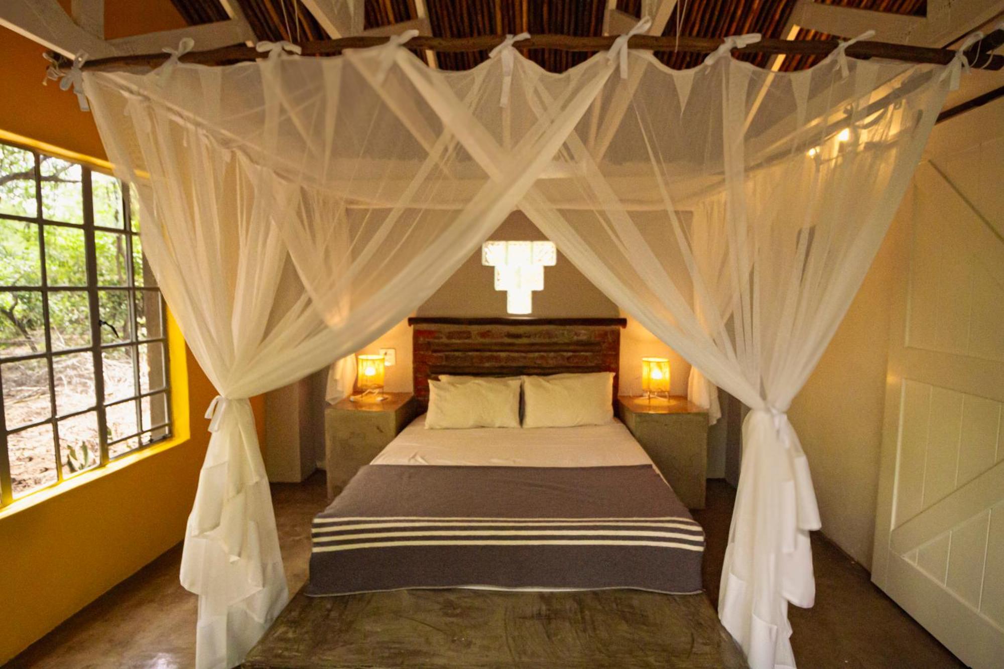 Kruger Park Hostel Marloth Park Ngoại thất bức ảnh